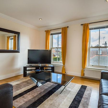 Hotel Spacious, 3 Bed House For 6 In Central Chester Exterior foto