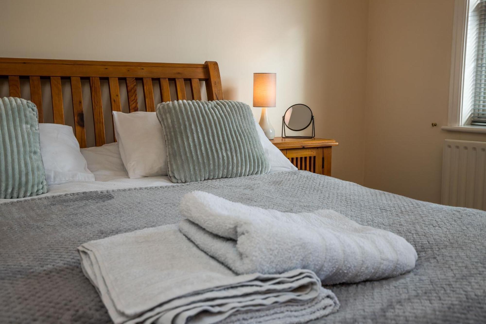 Hotel Spacious, 3 Bed House For 6 In Central Chester Exterior foto